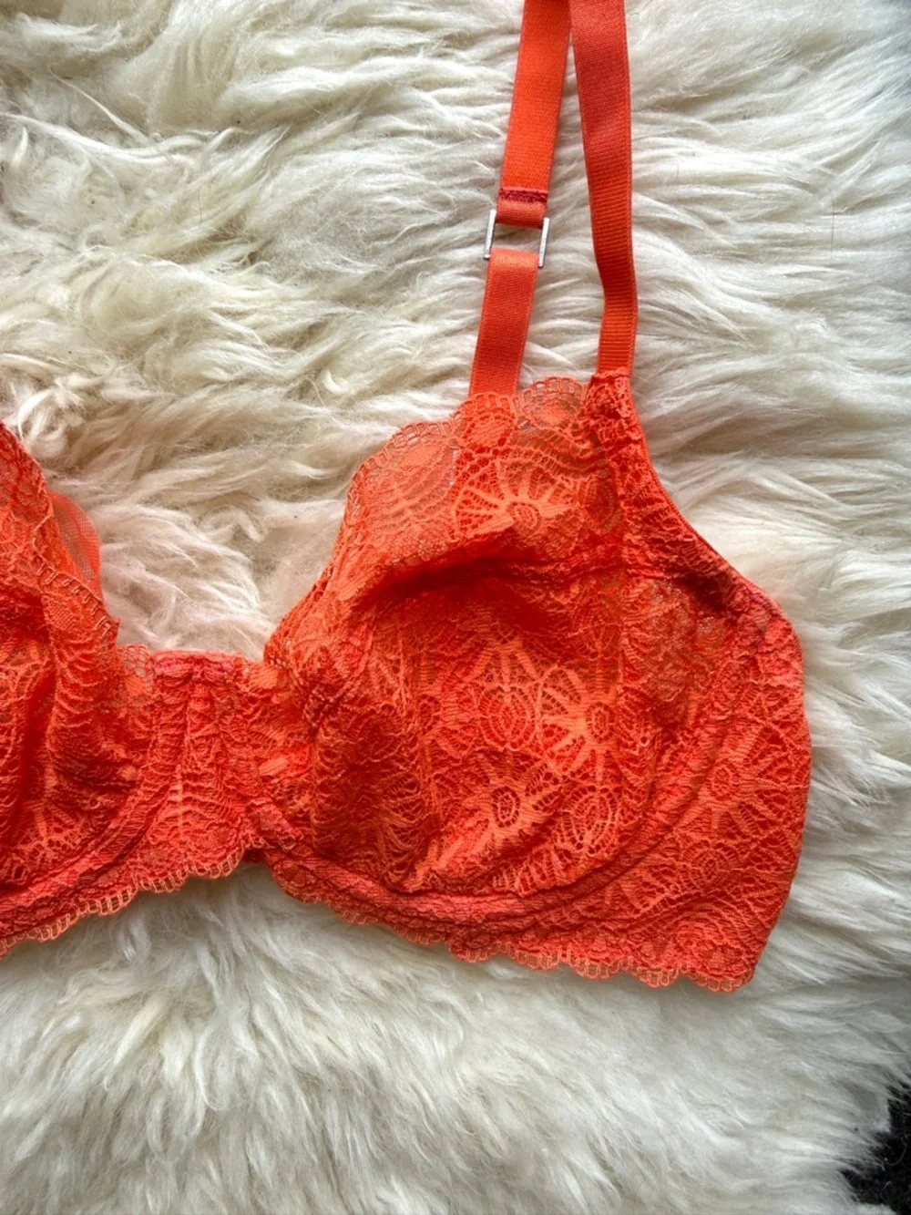 La Perla Vibrant Coral Orange Lace Underwire Bra - size 1 - NWOT